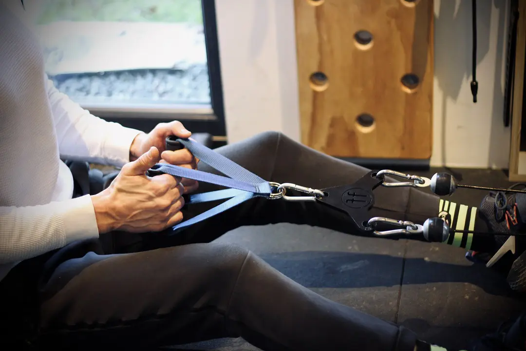 IMG_3110 cable pulley adapter,single to dual cable pulley adapter,cable machine adapters,body building adapters,caribiner adapter